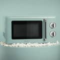 Miniatyrbild 4 av 5: Cecotec ProClean 3110 Retro Green 20-litre manual microwave with 700 W and grill.