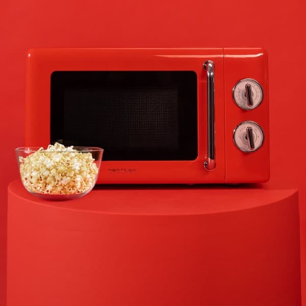 Cecotec ProClean 3110 Retro Red 20-litre manual microwave with 700 W and grill.