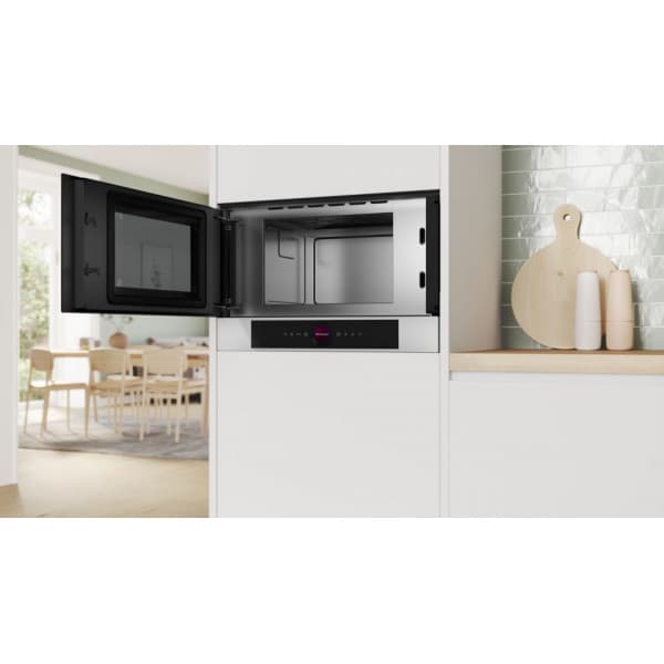 Bosch BFL7221W1 Serie 8 -mikroaaltouuni, valkoinen