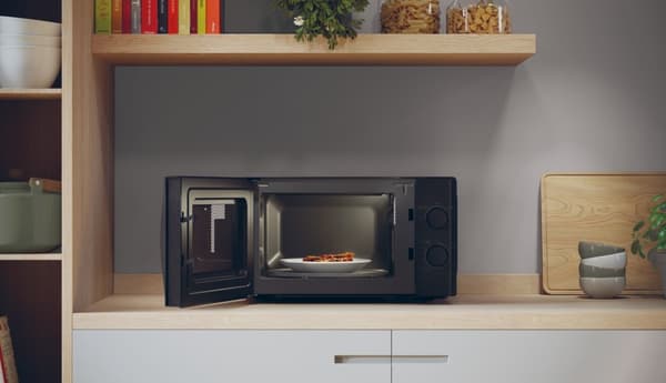 Candy Idea CMW20SMB Svart Solo mikrovågsugn Bänkskiva 20 L 700 W