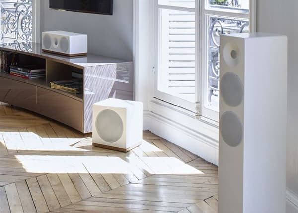 TANGENT Spectrum XSW-8 subwoofer - Satinvit - 90W - 8" - Kabelansluten
