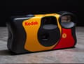 Pikkukuva 2 / 3: Kodak Fun Saver - Kertakäyttöinen kamera salamalla - 27 kuvaa