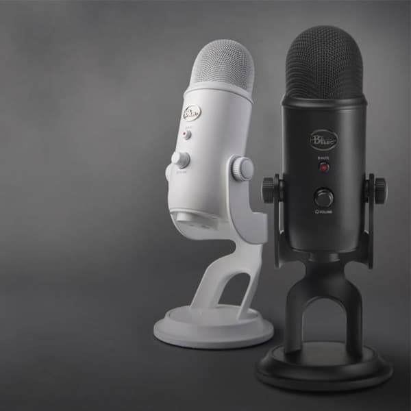 Blue Yeti USB-mikrofon för inspelning, streaming, spel, podcasting på PC eller Mac - Grå