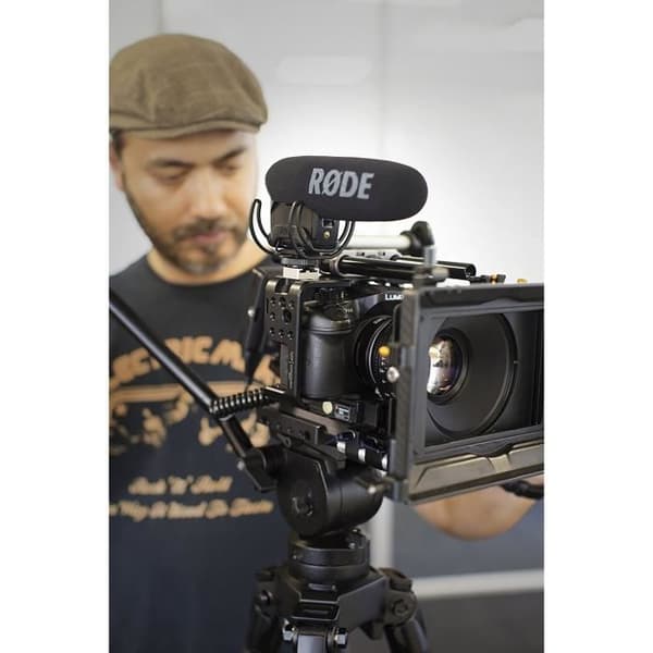 RODE Kompakt mikrofon VideoMicPro R - För kamera och digitalkamera