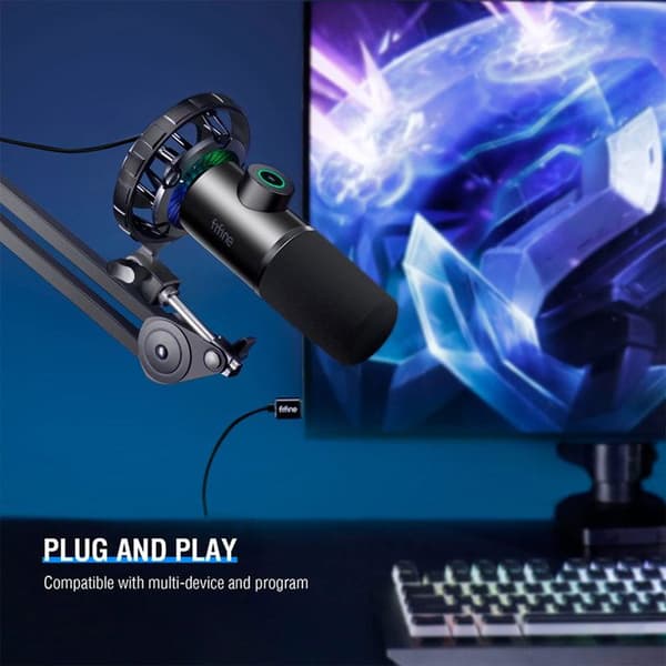FIFINE T658 USB RGB Dynamisk Mikrofon med Stativ för Boom Arm, Svart (mikrofon dynamisk USB RGB med stöd för bomarm)