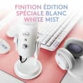 Miniatyrbild 2 av 6: Logitech Blue Yeti Microphone USB Gaming Microphone för Premium Streaming, Podcast, Studio med exklusiva Streamlabs-teman - Vit