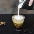 Miniatyrbild 3 av 5: Cecotec Power Moca Spume 5000 Mjölkskummare 400ml, Diskmaskinssäker karaff, alla typer av mjölk, Skumfunktion vid F