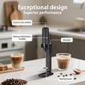 Miniatyrbild 2 av 11: Lollanda Handhållen elektrisk mjölkskummare med batteridrift – 10000 RPM visp med stativ, perfekt för kaffe, matcha