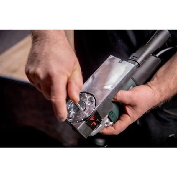 Träfräs - METABO - LF 850 S - 4 vändbara hårdmetallblad - Sugkoppling