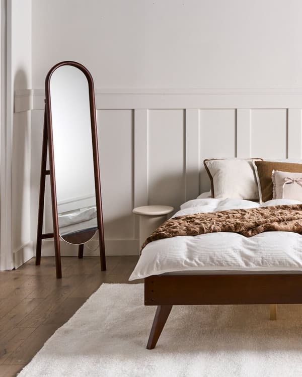 Lattiapeili tumma puu lasi 30 x 150 cm jalalla koristeellinen kehys retro-tyyli
