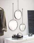 Miniatyrbilde 2 av 5: Sett med 3 speil Svart metall Lenke til oppheng Ulike størrelser Rund form Moderne design Dekorasjon Veggspeil