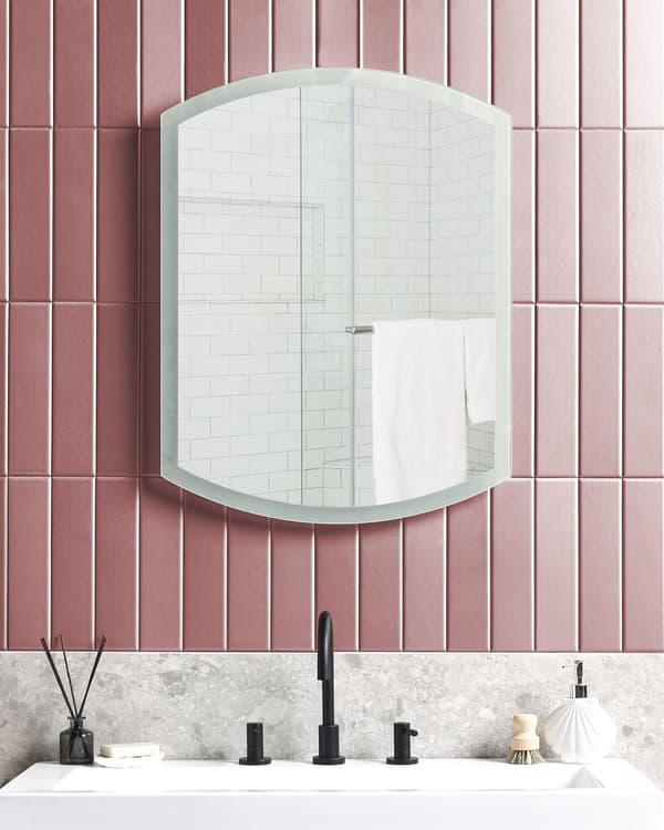 Hængende LED Spejl ø 78 cm Oval Moderne Moderne Badeværelse Vaskeskab Vægmonteret Make-up Soveværelse