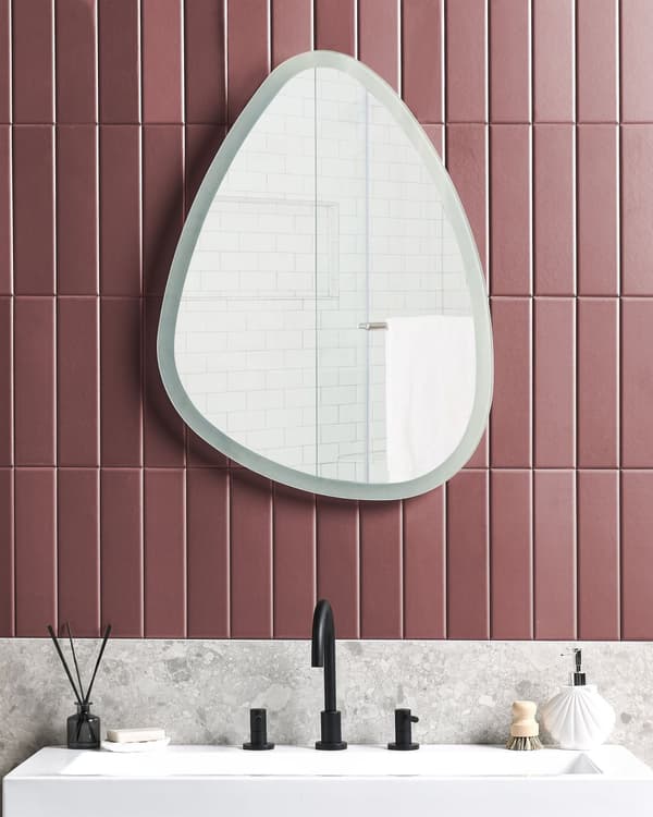 Hængende LED Spejl ø 78 cm Moderne Moderne Badeværelse Vaskeskab Vægmonteret Make-up Soveværelse