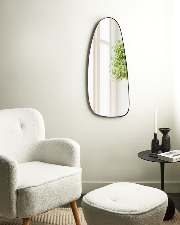 Vægspejl guld metalramme 39 x 95 cm oval hængende minimalistisk moderne stue soveværelse entré