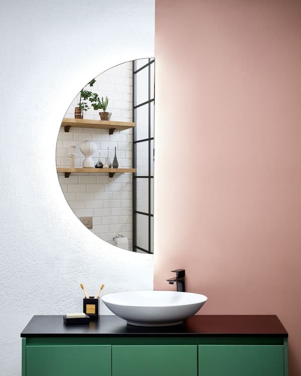 Spejl med Lys 50 x 100 cm Vægspejl med LED Integreret Backlight Toiletspejl Antidug Badeværelsesspejl Belysning Touch