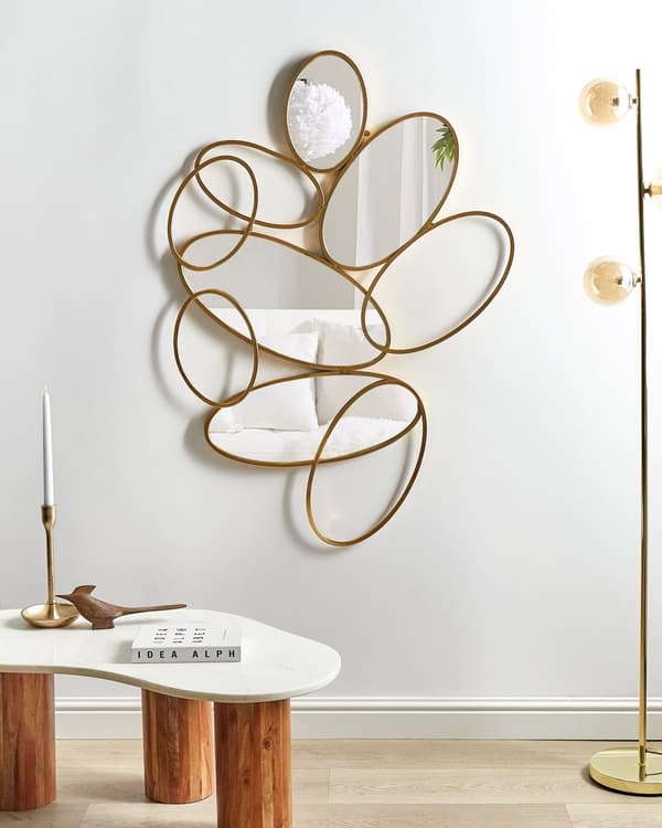 Vægspejl Guld Metal 113 x 77 cm Dekorativ Mønstret Spejl til Væg Design Entrespejl Bladmønster Design Dekoration