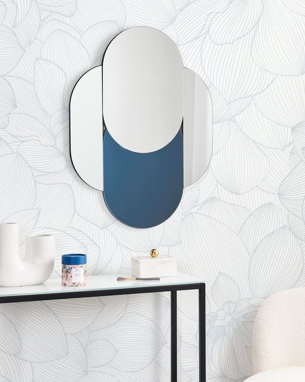 Väggspegel Blå och Silver Glas och MDF 60 x 80 cm Organisk Rund Form Modern Stil Vardagsrum Hall