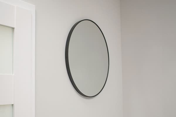 Spegel 80 cm svart ram