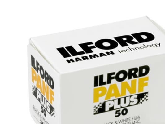 Ilford PAN F Plus - Film för svartvita foton - 120 (6 cm) - ISO 50