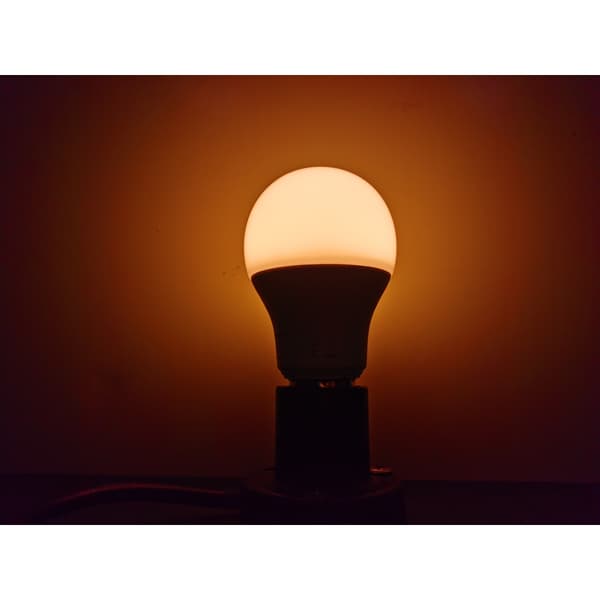 Namron LED Pære Normal E27 10,5w step dim 2700k