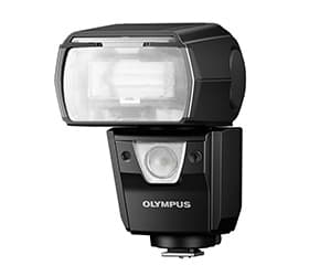 Olympus FL-900R salamakameralaite