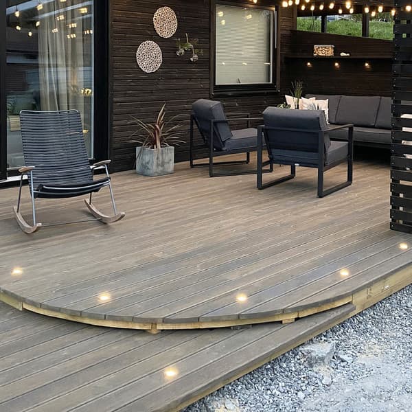 J&EL Terrassebelysning LED Slim 6 x 0,5W IP67