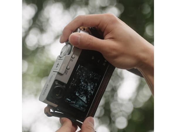 SmallRig 4566 peukalokahva Fujifilm X100VI / X100V hopea