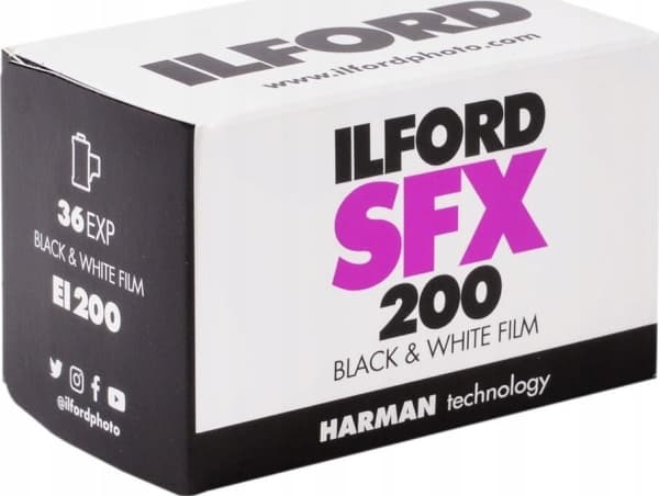 Ilford film SFX 200/36