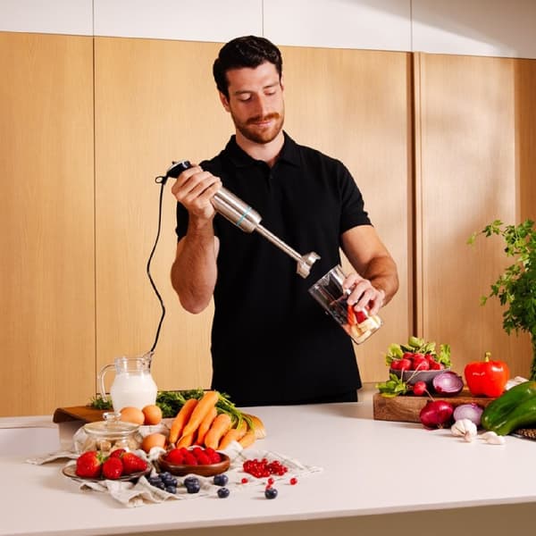 Cecotec 1100-W hand blender, CrossBlades technology with 4 blades coated with black titanium, XL arm, splashproof blade protection and speed knob wit