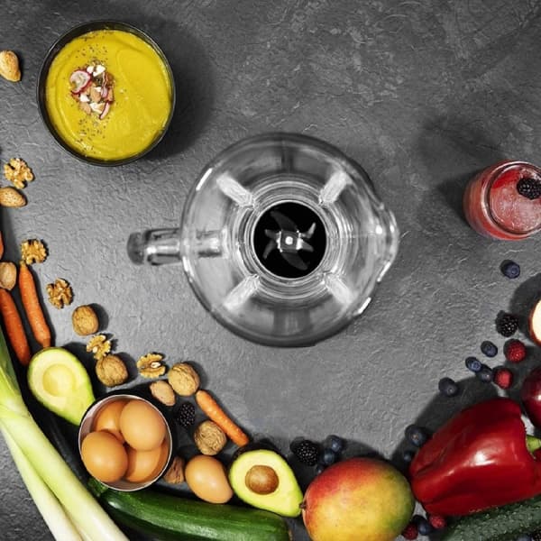 Cecotec American-style jug blender with 2500 W, with 6 black titanium coated blades and a 1.8 litre heat resistant jug.