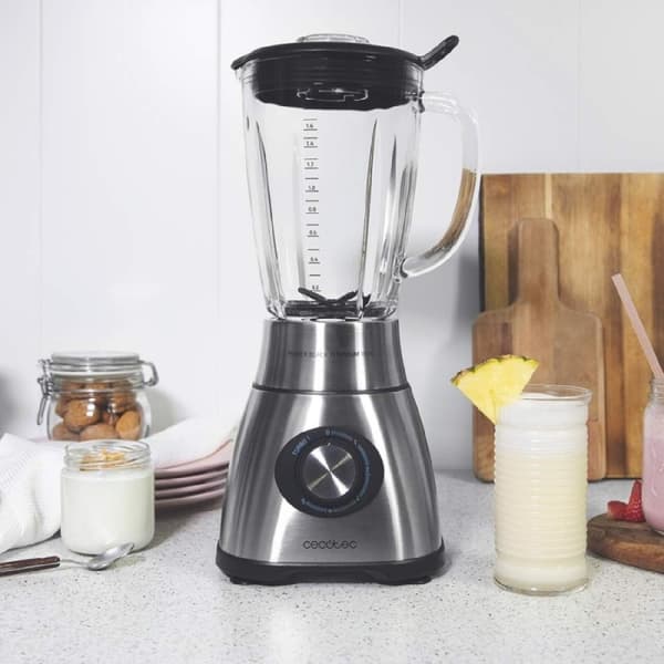 Cecotec American-style jug blender with 2500 W, with 6 black titanium coated blades and a 1.8 litre heat resistant jug.