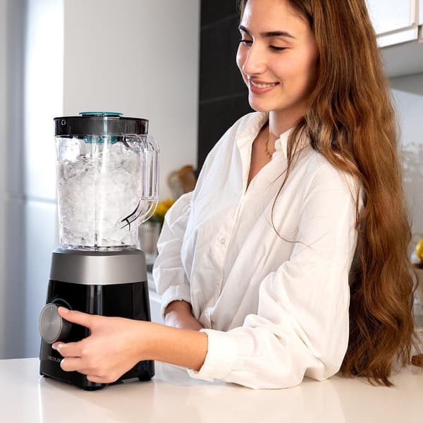 Cecotec Black Titanium Blender