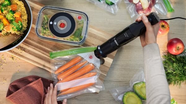 Bosch Serie 4 MSM4B623 blender 0,6 L Dykblender 1000 W Antracit, Transparent
