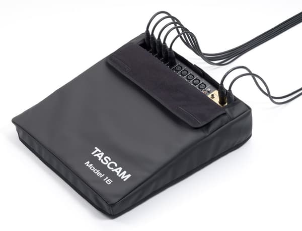 Tascam MODEL 16 äänimikseri 16 kanavaa 20 - 30000 Hz musta, kulta, puu