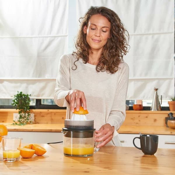Elektrisk juicer Black & Decker ES9240070B Hvid Sort Gennemskinnelig 30 W 1 L