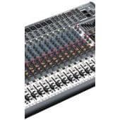 Behringer Eurodesk SX2442FX Mixer
