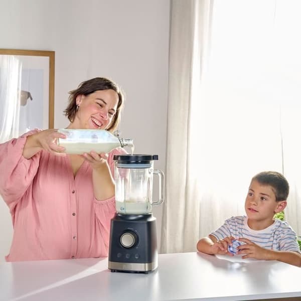 Blender BLACKDECKER BXJB2000E 2000W Glaskanna 1,8L Rostfria stålblad Turbo-funktioner Smoothie Krossad is Sy