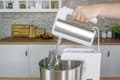 Miniatyrbild 2 av 5: UOLD Stavmixer med Mixerskål Hannah Vit Silver
