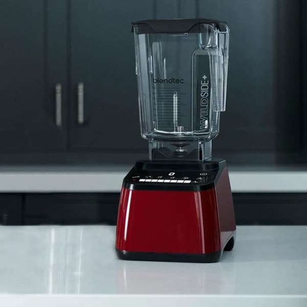 Mixern - BLENDTEC - Designer 650 - Röd - 3,0 hästar - 8 hastigheter