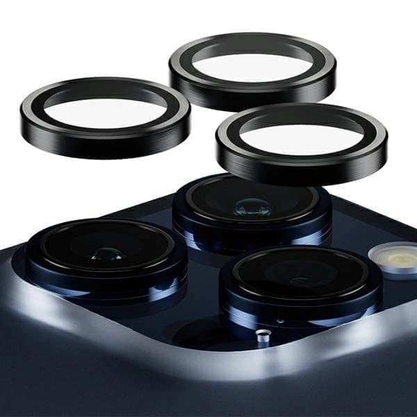PanzerGlass Hoops kamerabeskytter for iPhone 15 Pro / 15 Pro Max - med svart ramme