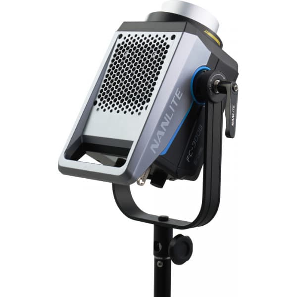 Nanlite FC300B Bi-Color LED-strålkastare