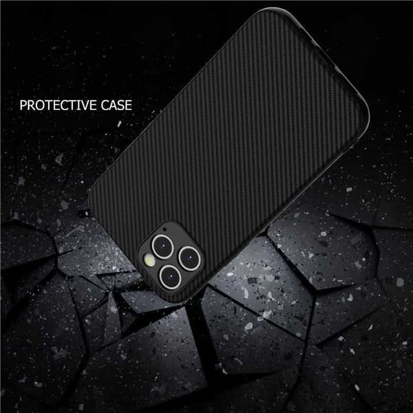 iPhone 11 Pro Stöttåligt Skal FullCarbon V2