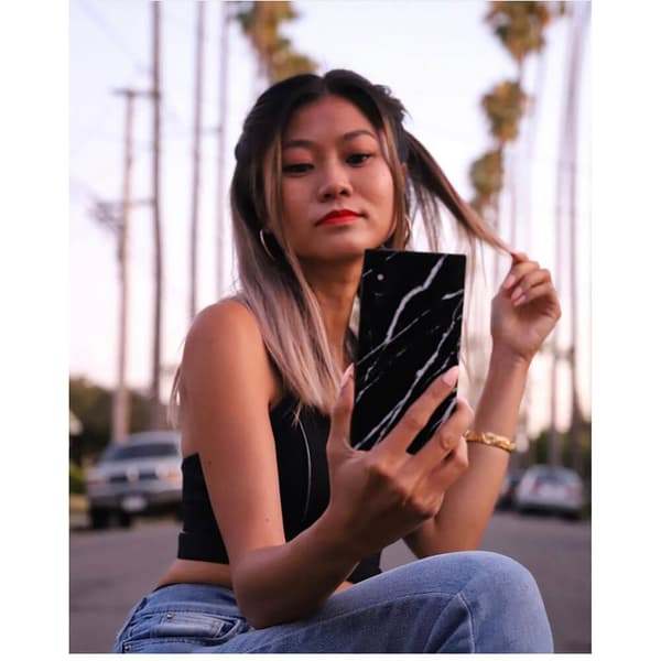 IDECOZ Suojakuori Black Marble  iPhone 8/7
