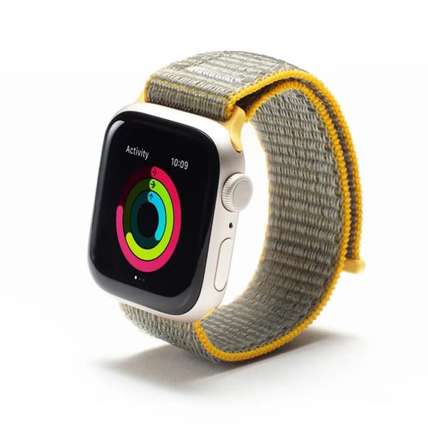 Gear4 Apple Watch 44/45/46mm/Apple Watch Ultra Armband Sport Watch Band Gul
