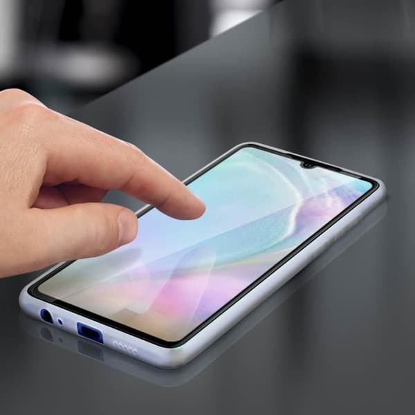 Skyddsskal och film - Huawei - P30 - Silikon gel - Härdat glas - Svart
