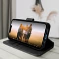 Miniatyrbild 4 av 4: Hölster - Apple - iPhone 13 Pro Max - Fodral Folio - Videostöd - Kortfack - Svart
