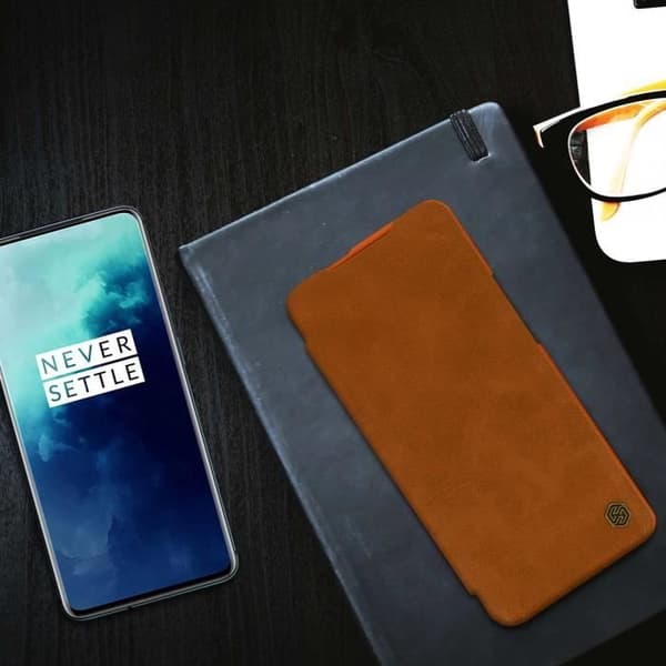 Cover Oneplus 7T Pro Folio Fodral Korthållare Äkta Läder Qin Nillkin brun Brun