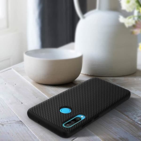 Huawei P30 Lite Fodral Carbon Effect Flexibel Stötsäker SolidSuit Rhinoshield Svart