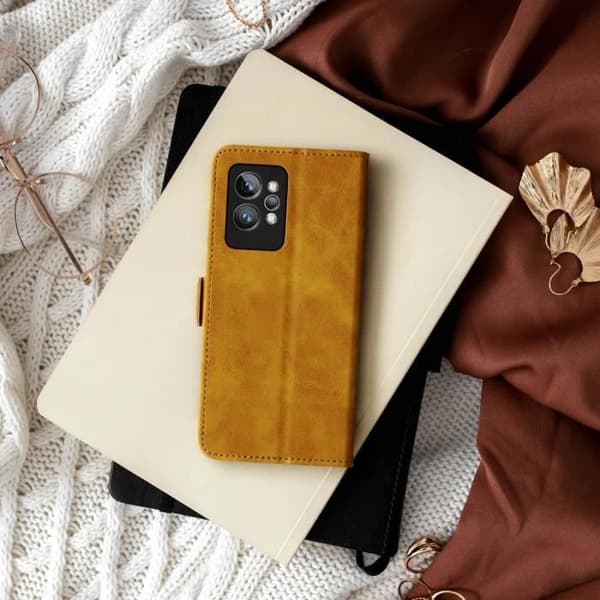 Realme GT 2 Pro Läderfodral Dubbel magnetisk flikkorthållare Camel