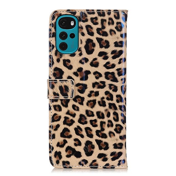 SKALO Motorola Moto G22 Leopardikuvioinen lompakkokotelo PU-nahasta.
